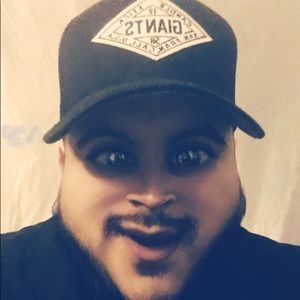 Meet your Posher, Johnny